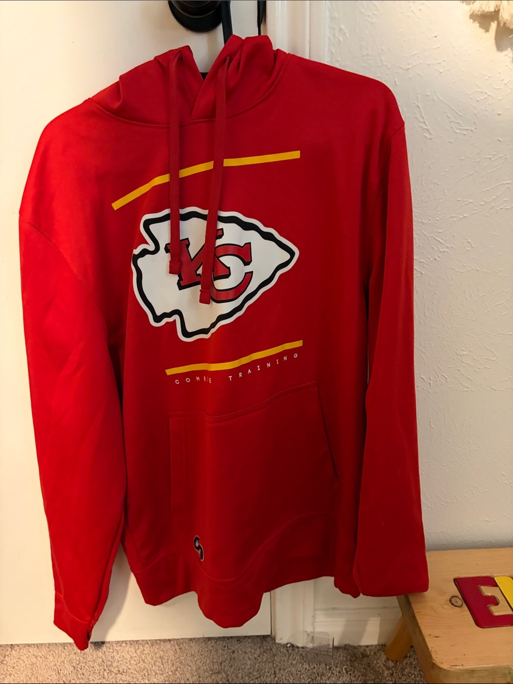 NFL Red Chiefs Hoodie with Team Crest